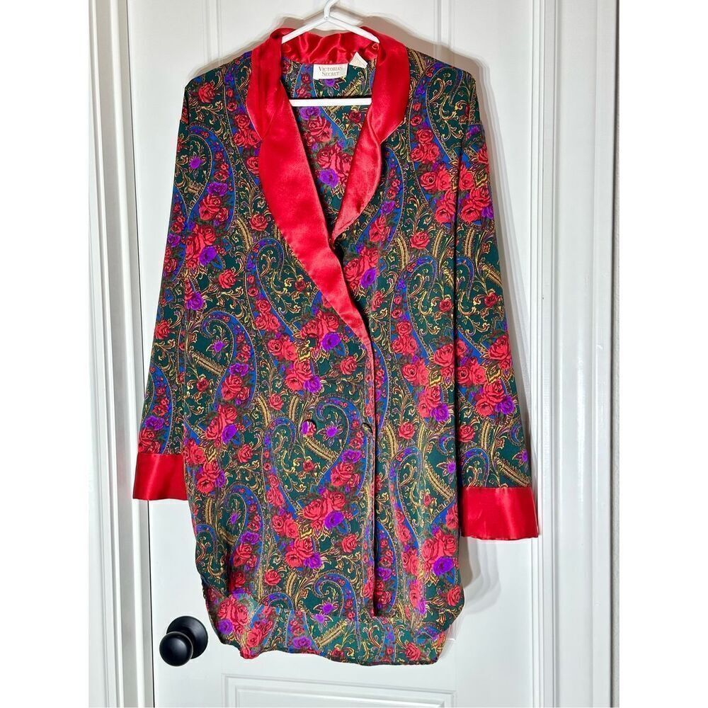 Victoria’s Secret size S vintage gold label robe/ smoking jacket